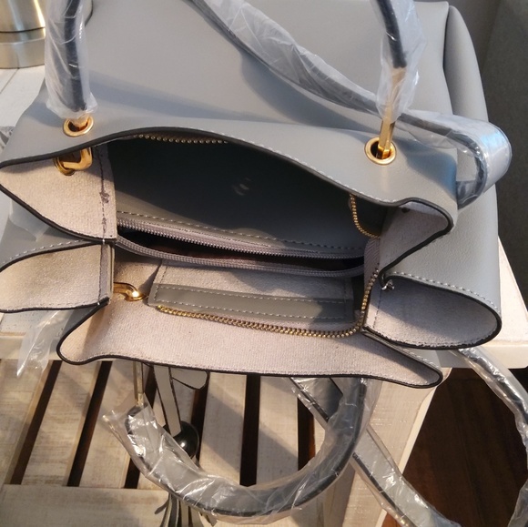 Tassel 2 IN 1 Tote Bag - Picture 6 of 6